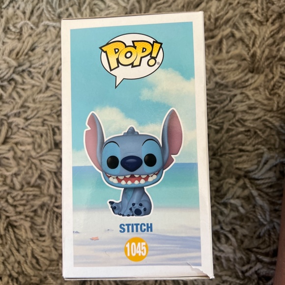 Stitch Flocked Funko Pop - Picture 4 of 4